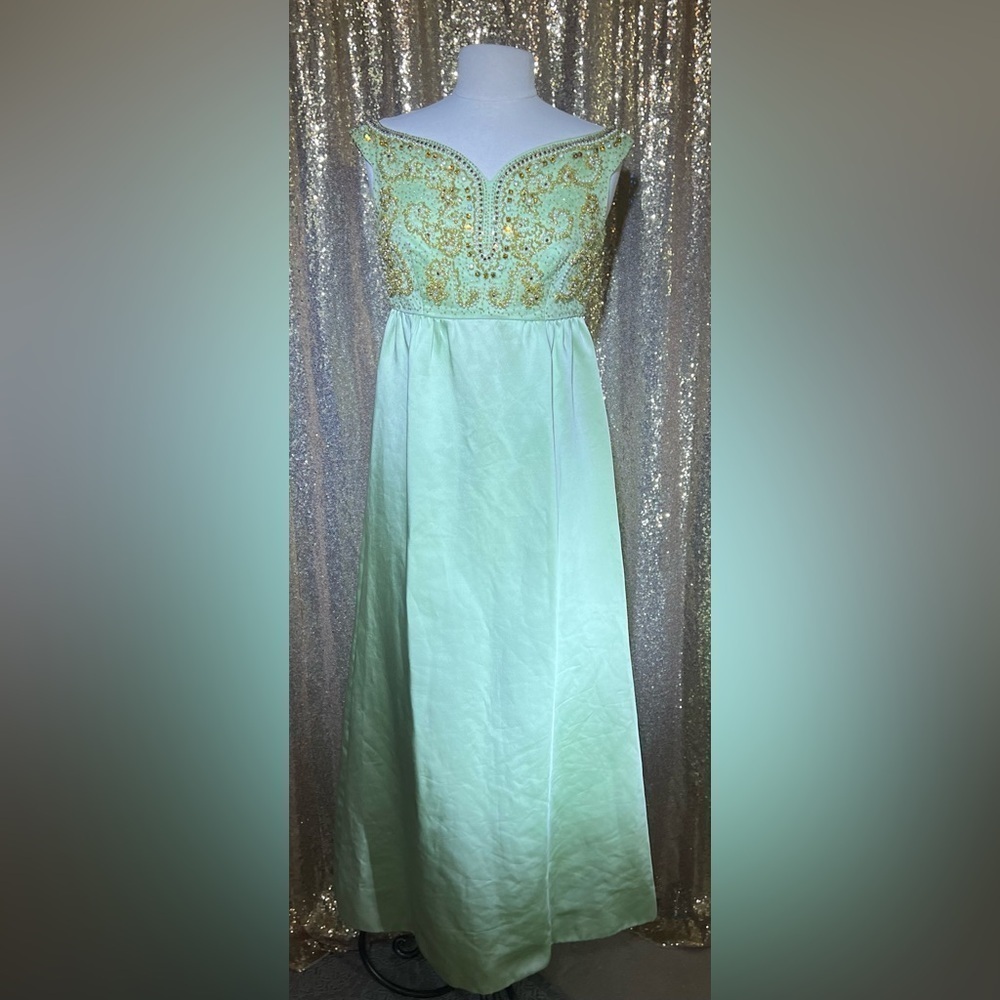 Vintage 60’s tee-ca New York dress